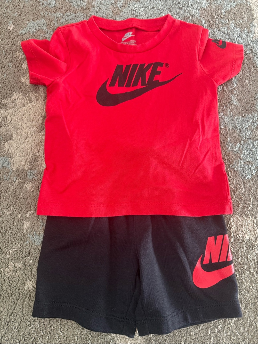 Nike Red & Black Logo Tee and Shorts Set - Kids